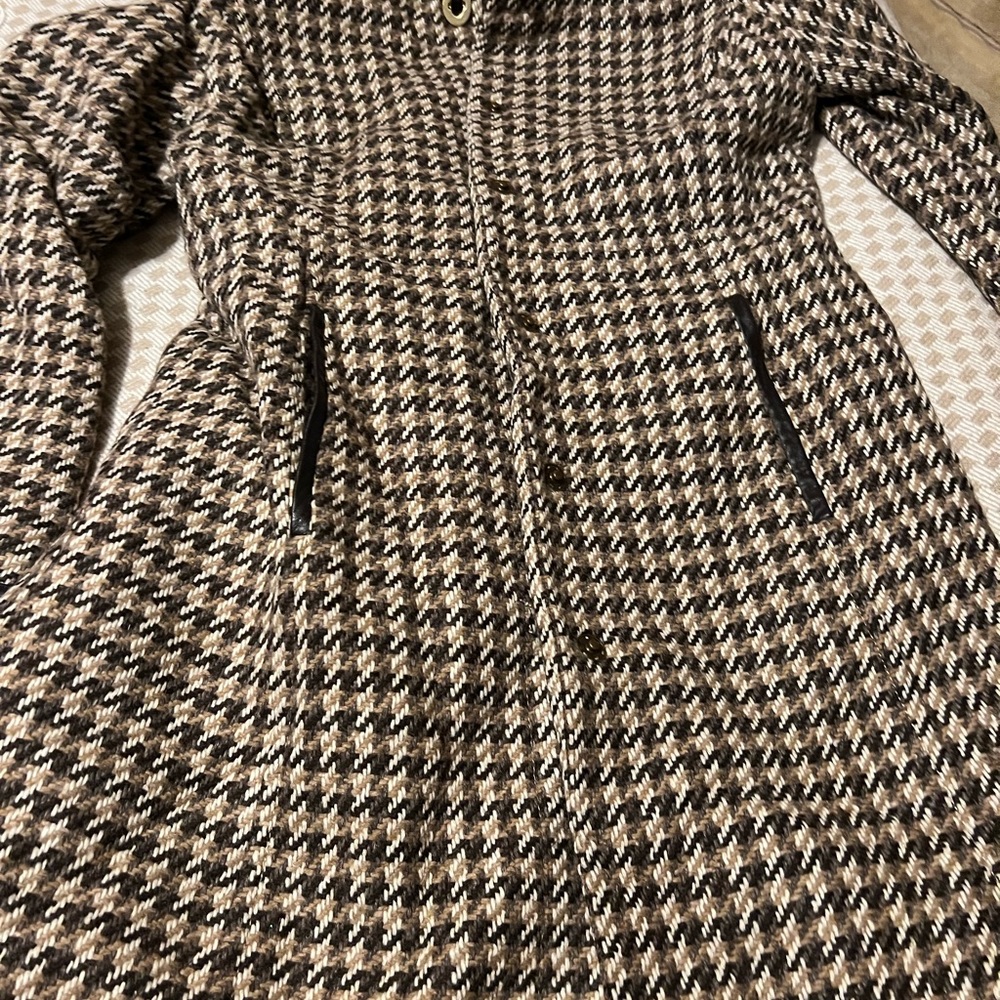 Coach brown herringbone wool coat. Size L.